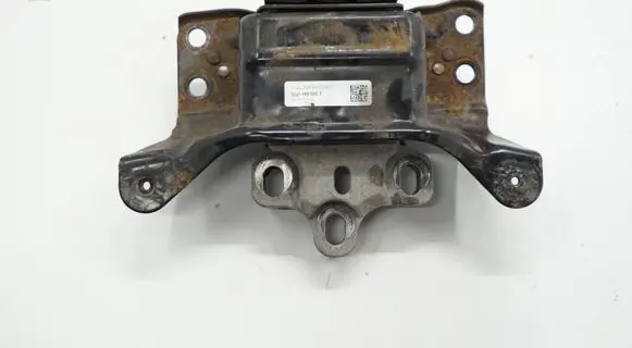 Seat Leon (5F) Engine mount bracket 5Q0199555TACR 5Q0199555T