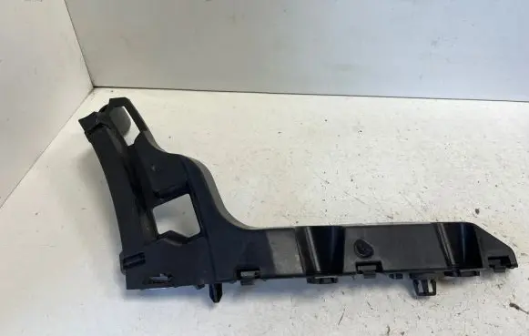 Opel Mokka B Rear bumper mounting bracket 9835237980