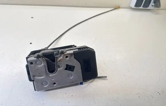 Opel Vivaro Front door lock 8200042171 91166234