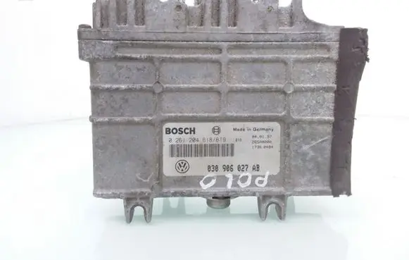 Volkswagen Polo III 6N 6N2 6NF Engine control unit/module 0261204618 030906027AB