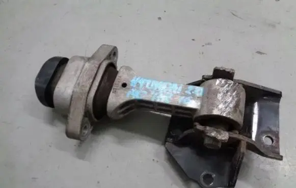 Hyundai i40 Gearbox mount