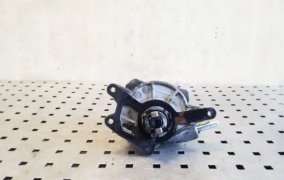 Mercedes-Benz ML W164 Vacuum pump A6422300165