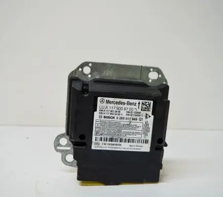 Mercedes-Benz CLA C117 X117 W117 Airbag control unit/module A1179008700