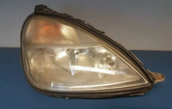 Mercedes-Benz A W168 Headlight/headlamp A1688200261 0301152202