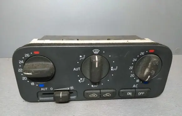 Volvo V70 Climate control unit 9171799 99W6E 17771205