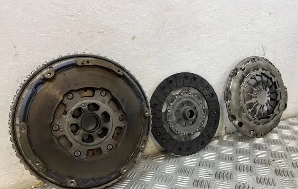 Nissan Qashqai J12 Clutch set kit 302103464R 301010007R 123104593R
