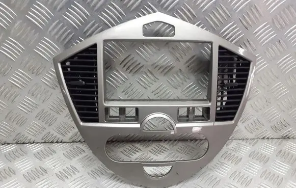 KIA Carens II Head unit multimedia control 