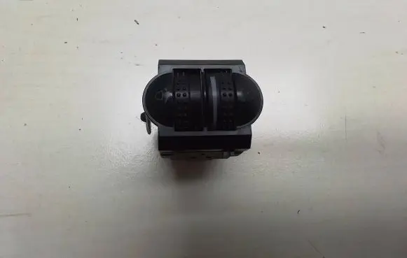 Volkswagen PASSAT B5.5 Headlight level height control switch 3b0941333c