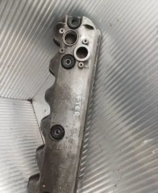 Volkswagen Crafter Rocker cam cover 074103475B 074103475G
