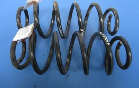 Audi A4 S4 B5 8D Front coil spring