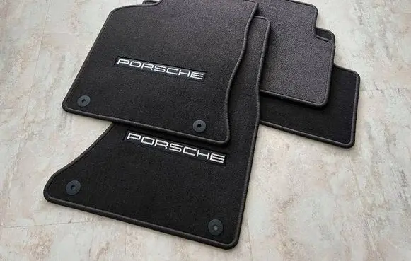 Porsche Macan (95B) Car floor mat set 