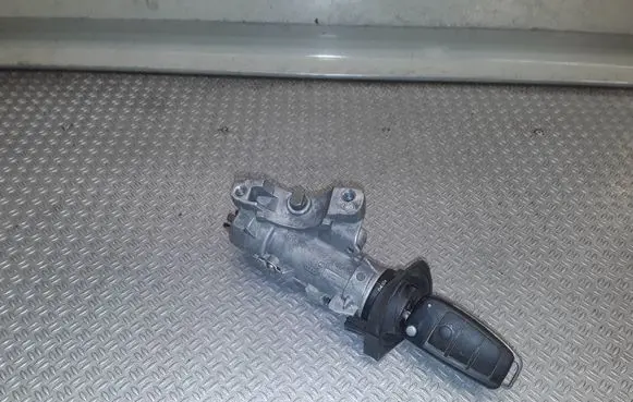 Audi A4 S4 B7 8E 8H Ignition lock 4B0905851P