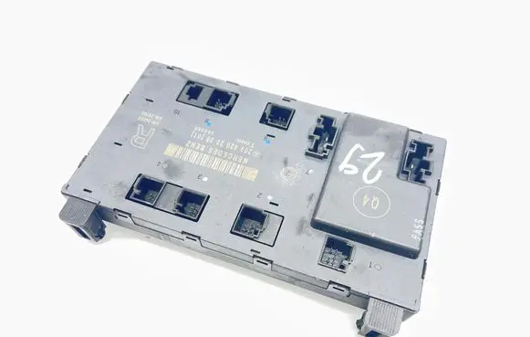 Mercedes-Benz CLK A209 C209 Door control unit/module A2098202026