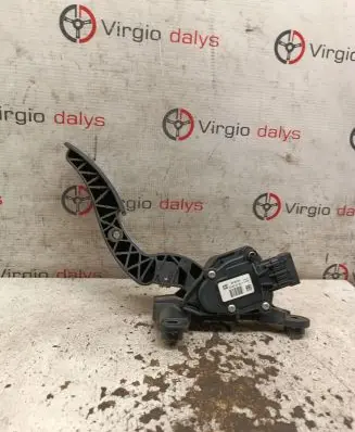 KIA Rio Accelerator throttle pedal 29122012 142444