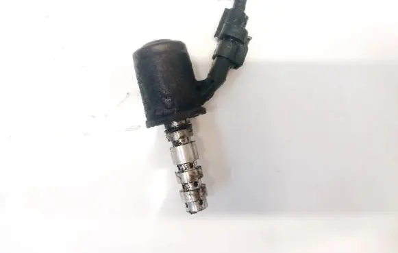 Audi A3 S3 8V Camshaft vanos timing valve 