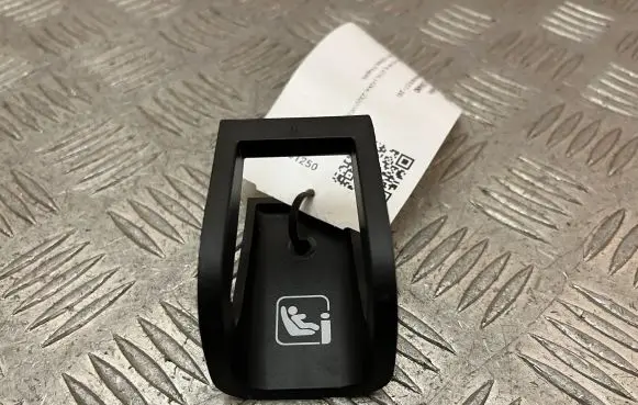 Mercedes-Benz X-class W470 ISOFIX Bracket 886395XA1A 886394JL1A