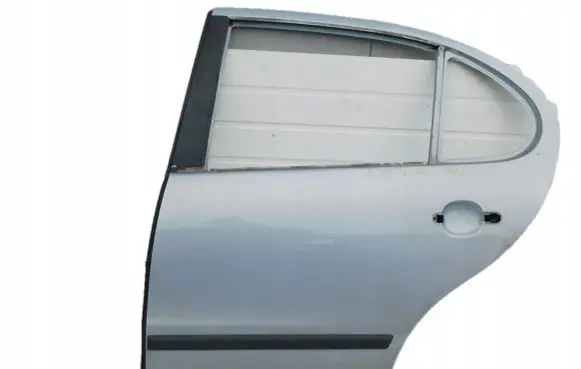 Seat Leon (1M) Rear door