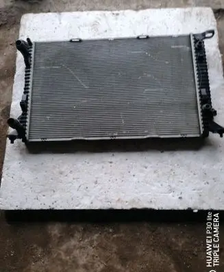 Audi Q5 SQ5 Coolant radiator 8K0121251