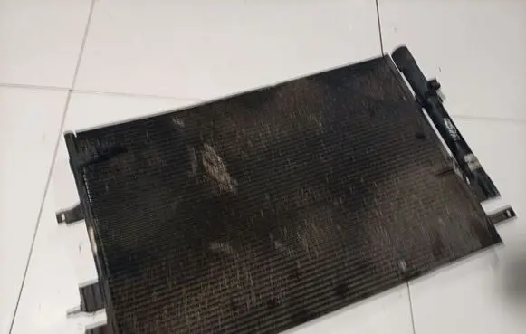 Alfa Romeo 159 A/C cooling radiator (condenser)