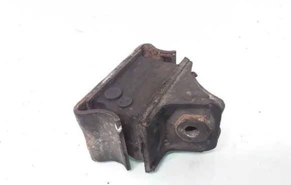 Volkswagen II LT Engine mount bracket 9012412513 742646S1