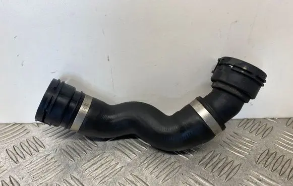 BMW 5 F10 F11 Engine coolant pipe/hose 8509273