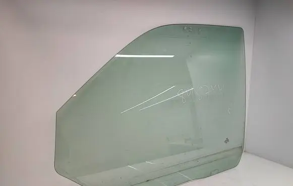 Volkswagen Transporter - Caravelle T6 Front door window glass four-door 7H0845201D
