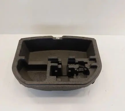 Hyundai Kona I Other trunk/boot trim element 09149K4600
