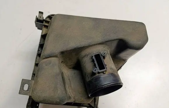 Toyota Verso Air filter box 0R05
