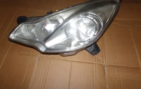 Citroen C3 Headlight/headlamp 9673814980 79998D 10109004PL
