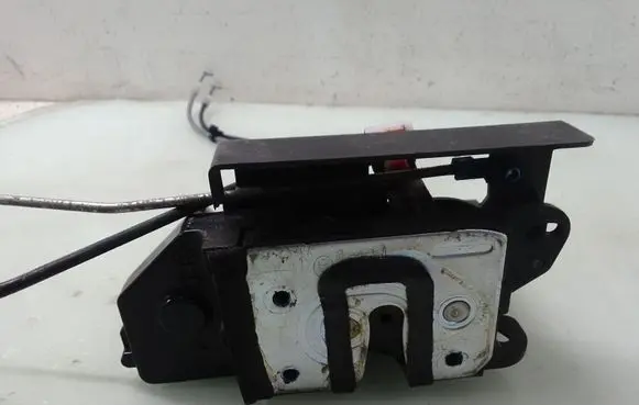 SsangYong Kyron Front door lock 
