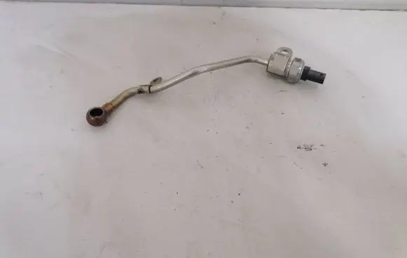 BMW 4 F32 F33 Exhaust gas pressure sensor 8570936