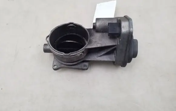Volkswagen Touareg I Throttle valve 07Z128069A