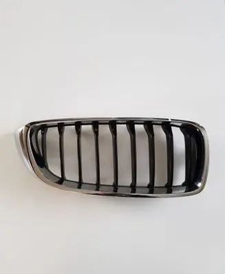 BMW 4 F32 F33 Front bumper upper radiator grill 7294818