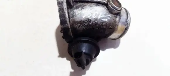 Audi A4 S4 B5 8D Throttle valve 8d0145950b