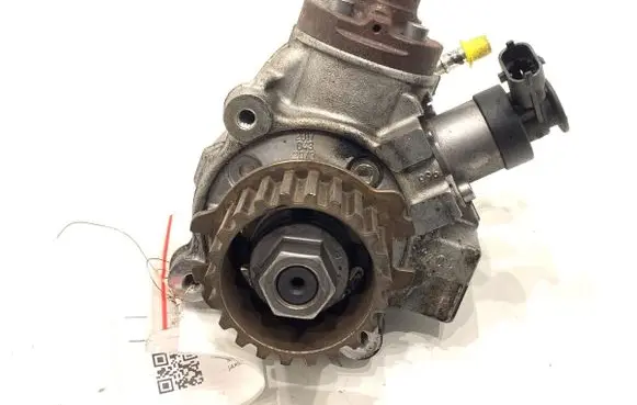 Citroen C4 II Picasso Fuel injection high pressure pump 9811347380