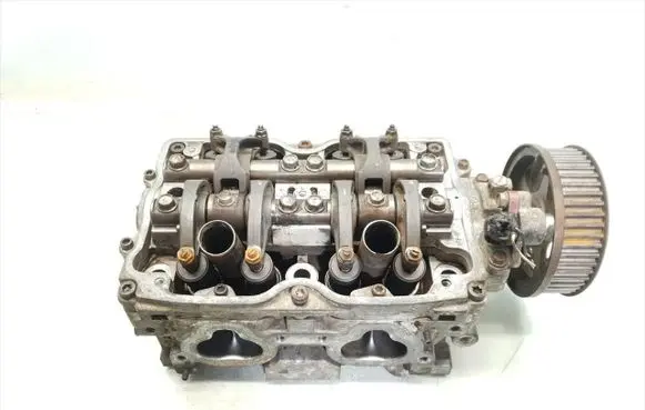 Subaru Impreza I Engine head 307EK