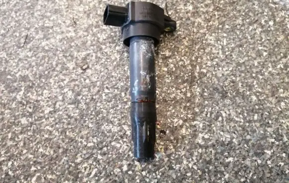 Mitsubishi Colt High voltage ignition coil MN195616
