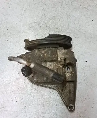 BMW 5 E60 E61 Power steering pump 7693974118