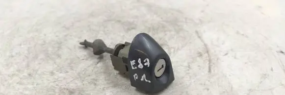 BMW 1 E81 E87 Front door lock (next to the handle) 