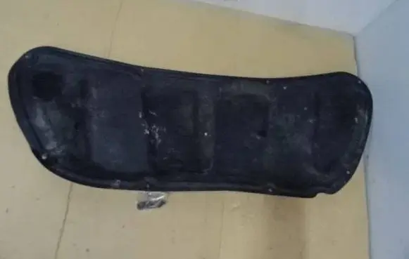 Hyundai Veloster Engine bonnet/hood sound/heat insulation 