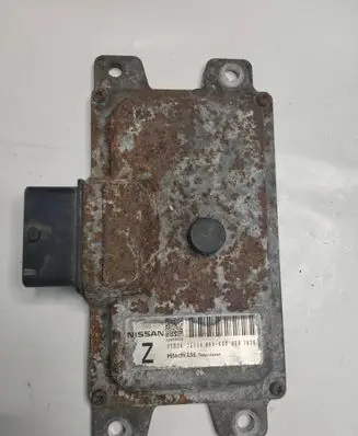 Nissan X-Trail T31 Engine control unit/module JD80AA64000 32059625