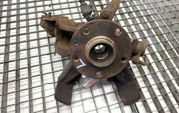 Volkswagen Golf V Front wheel hub spindle knuckle 