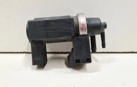 Audi A6 S6 C6 4F Turbo solenoid valve 059906628A 72290315
