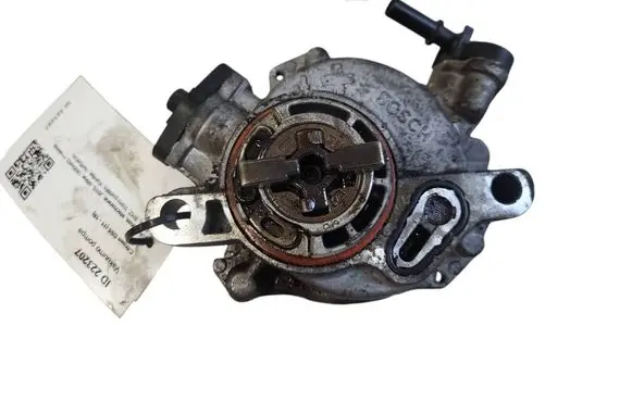 Citroen DS5 Vacuum pump 9804021880