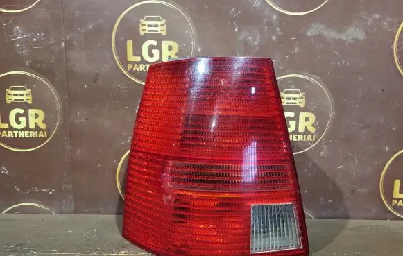 Volkswagen Golf IV Rear/tail lights 1J9945075M