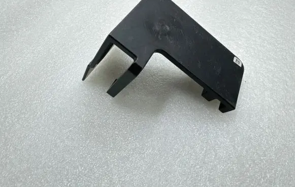 BMW 3 G20 G21 Battery box tray cover/lid 6844137 1392310