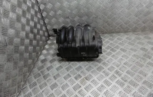 Citroen C4 I Intake manifold 9635885080