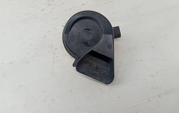 Audi A6 S6 C6 4F Horn signal 4F0951221