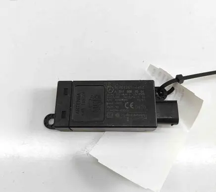 Mercedes-Benz C W205 Keyless system antenna A2179057001