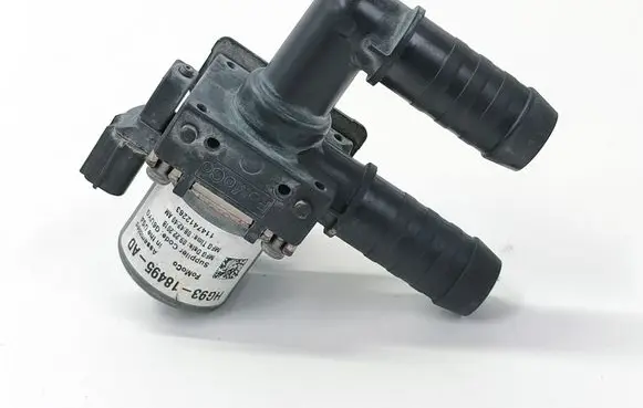 Ford Fusion II Electric auxiliary coolant/water pump HG9318495AD